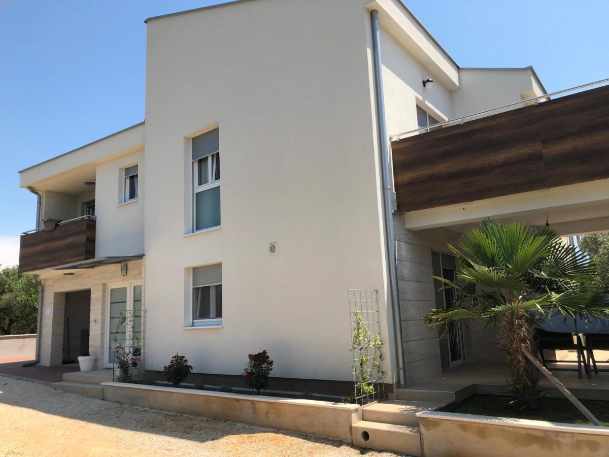 Apartmani Gavran Sukošan Kültér fotó