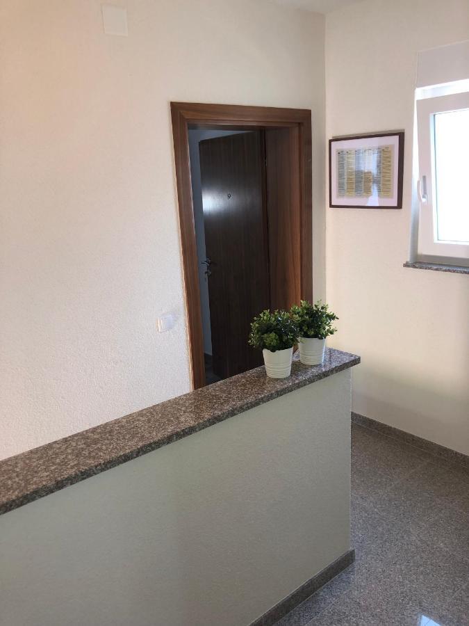 Apartmani Gavran Sukošan Kültér fotó